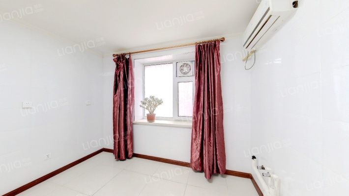 省教委宿舍二手房实景图