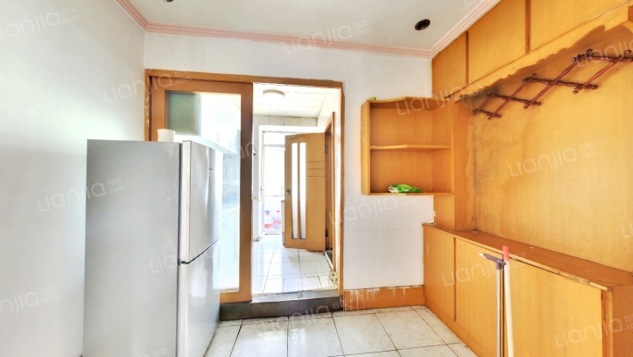 一汽33街区二手房实景图