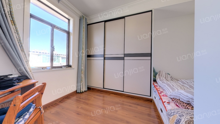 浦园村小区二手房实景图