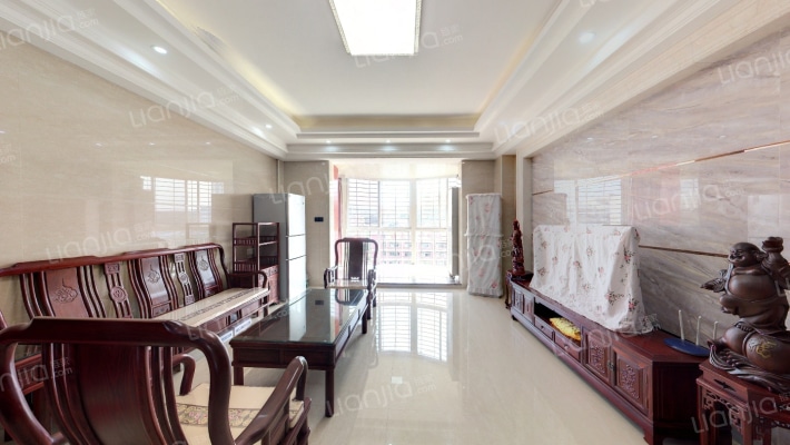 新莲花新龙山花园二手房实景图