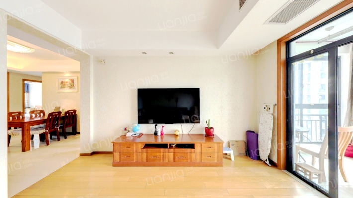 长江国际雅园二手房实景图