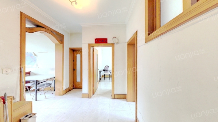 劳改局宿舍二手房实景图