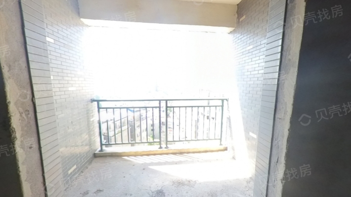 市医院景泰星湖湾电梯12楼 毛坯 满5年有钥匙-阳台