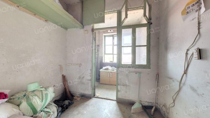 西草市东街甲34号院二手房实景图