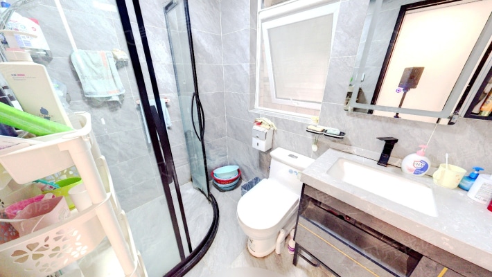 观澜尚城二期三室两厅 精装修 储藏间 品牌家电家具-卫生间