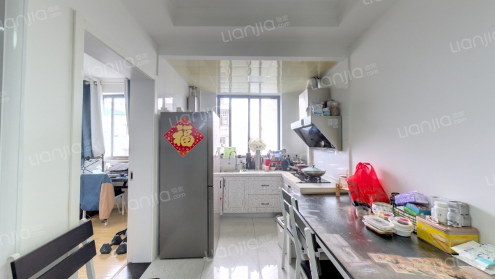 蓝旗新村二手房实景图