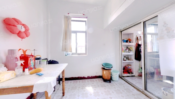 上海路新村二手房实景图