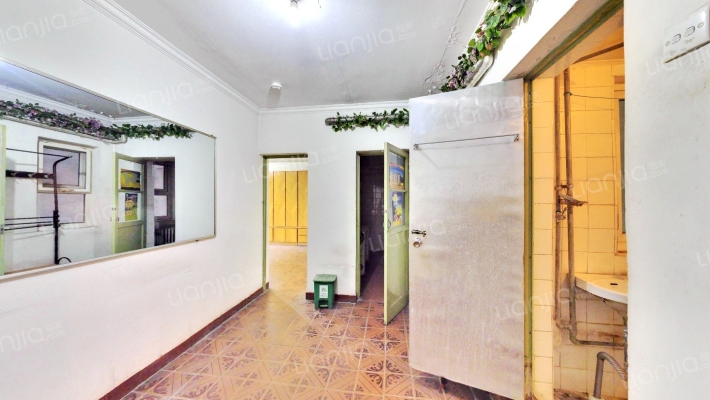 禄长街二条二手房实景图