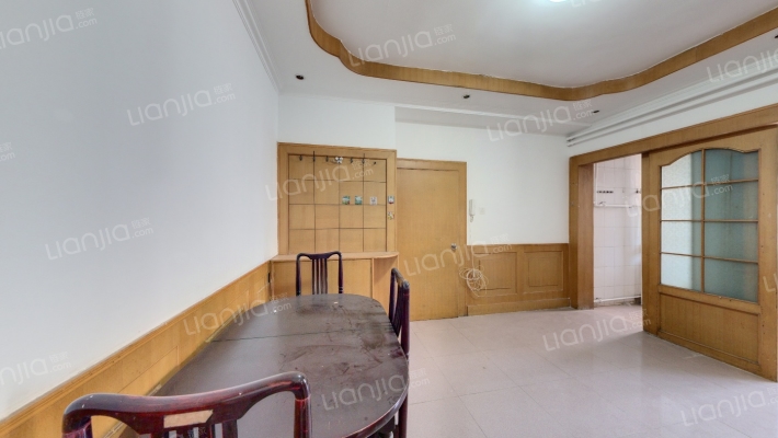 国家税务局宿舍二手房实景图