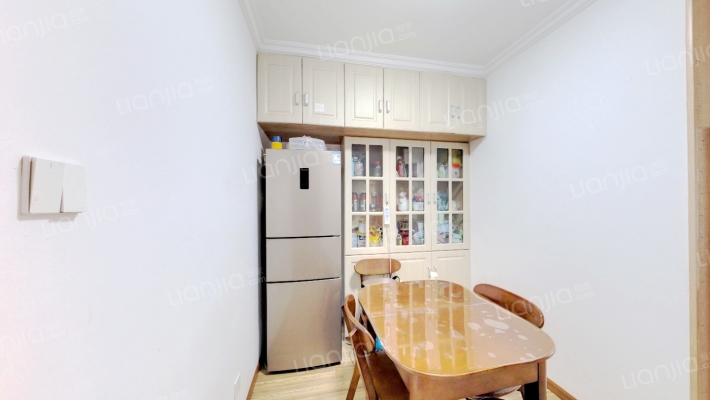 七桂塘步行街二手房实景图