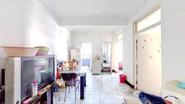 天成公寓二手房实景图