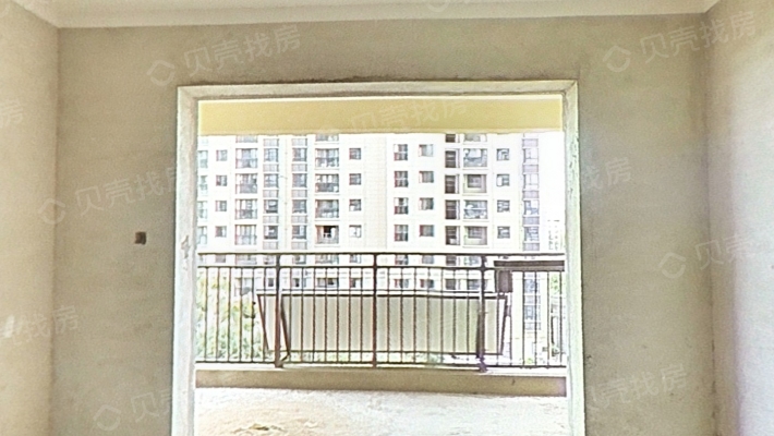 滨湖苑 毛坯边户三房  小区带冷热空调 高品质小区-阳台