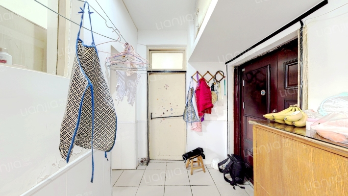 红旗小区二手房实景图