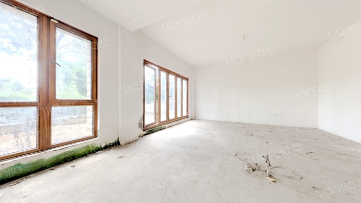 麓山国际长岛二手房实景图