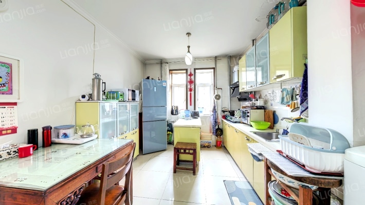 北纬路52号院二手房实景图