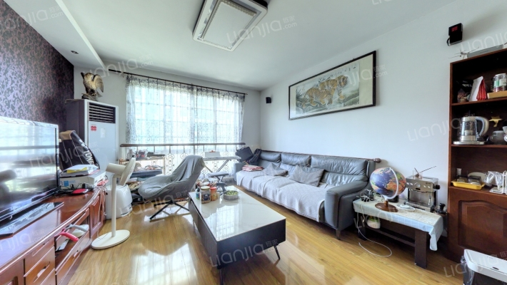 东新园孚信苑二手房实景图