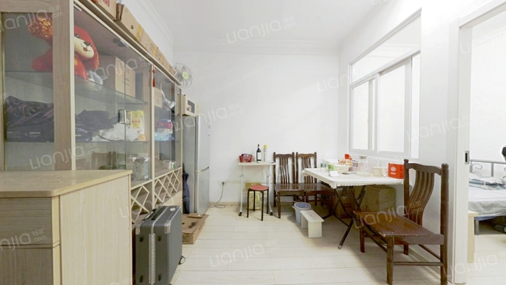 黎黄陂路4号二手房实景图