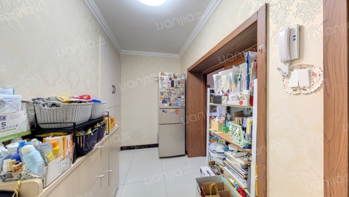 三虎桥南路12号院二手房实景图