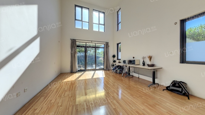 保利叶上海(别墅)二手房实景图