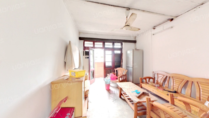 建工东村二手房实景图