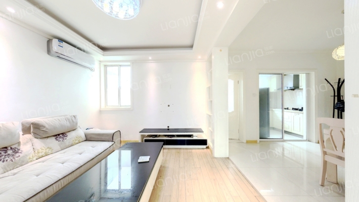 金杨新村十一街坊二手房实景图