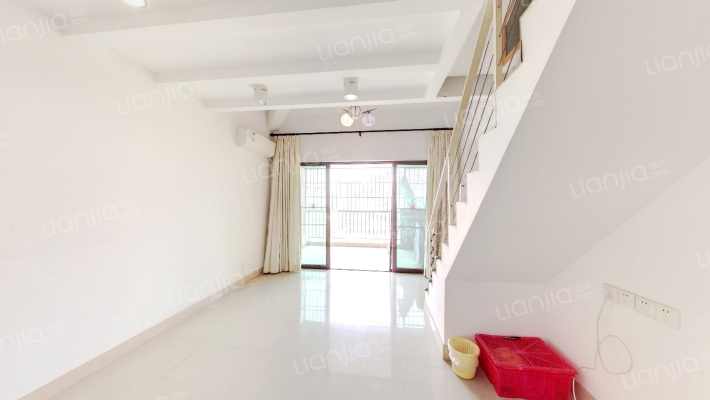 中澳翠湖居二手房实景图