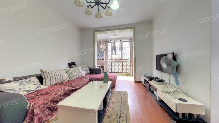 柏林河畔二手房实景图