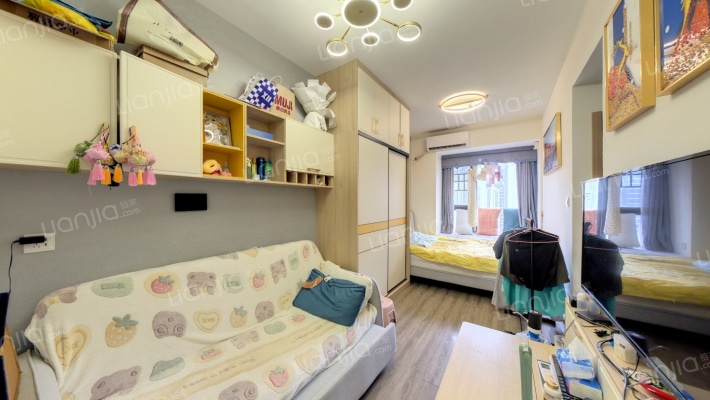 卓越湾汇二手房实景图