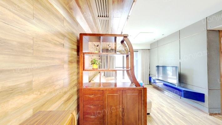 峰景豪苑二手房实景图