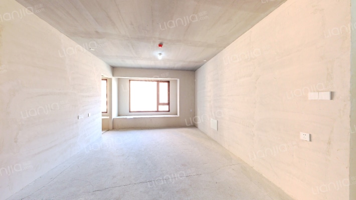 万科翡翠滨江一期二手房实景图