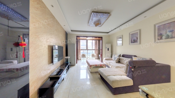 翡翠湾纯水岸二手房实景图