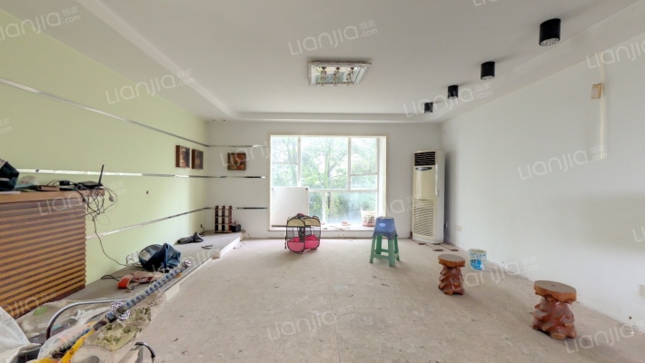 兴隆城市花园卧龙居二手房实景图