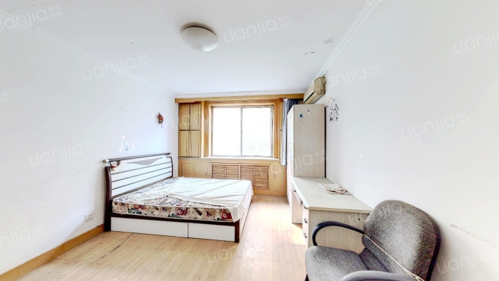 莲花山路二手房实景图