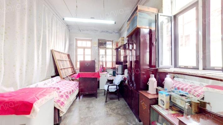 南海路(和平区)二手房实景图