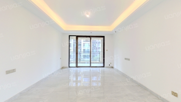 美的碧桂园观澜府二手房实景图