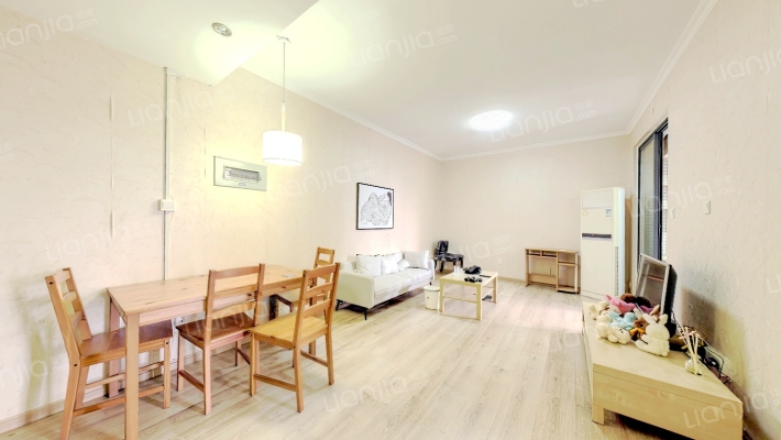 英郡三期二手房实景图