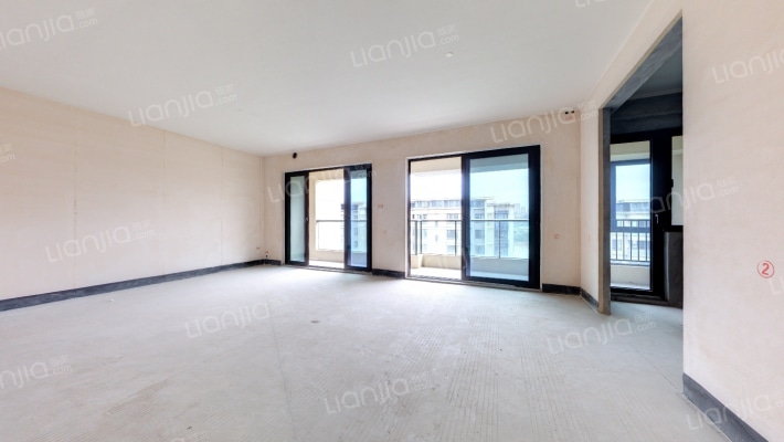 龙湖春江天镜御江二手房实景图