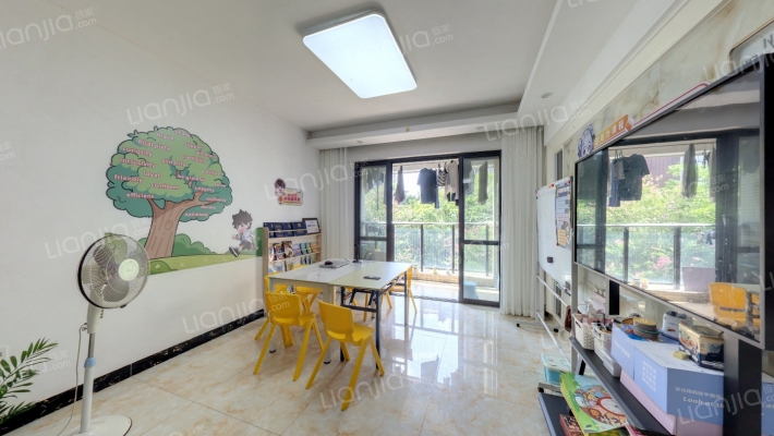 富山居二手房实景图