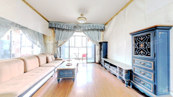 恒地悦山湖花园二手房实景图