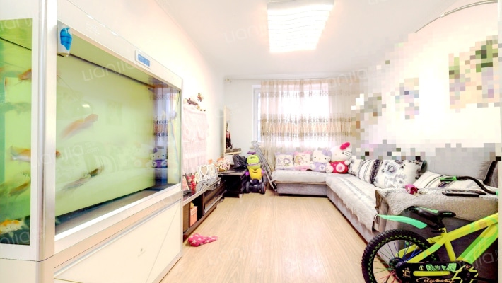 赞工街小区二手房实景图