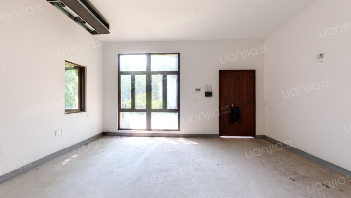 龙湖东桥郡三组团二手房实景图