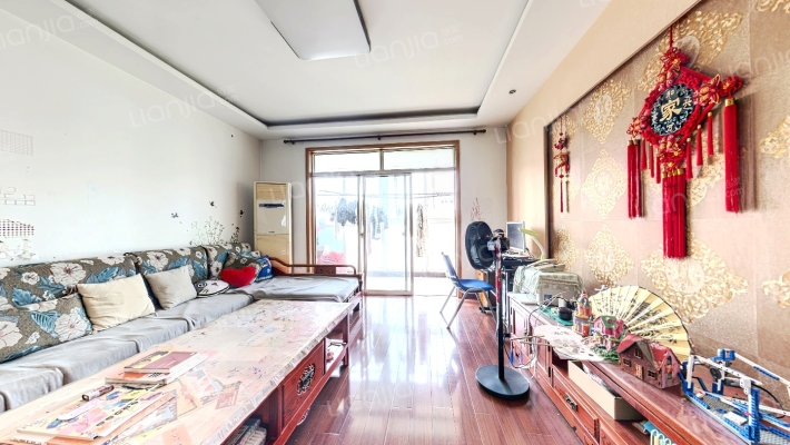 世家星城1期二手房实景图