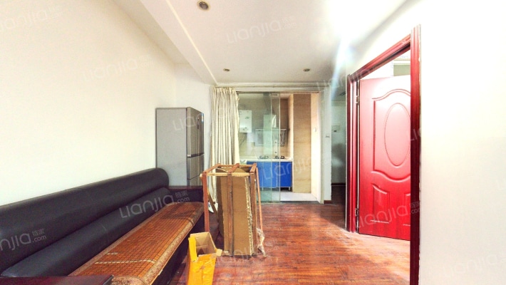 锦天国际二手房实景图