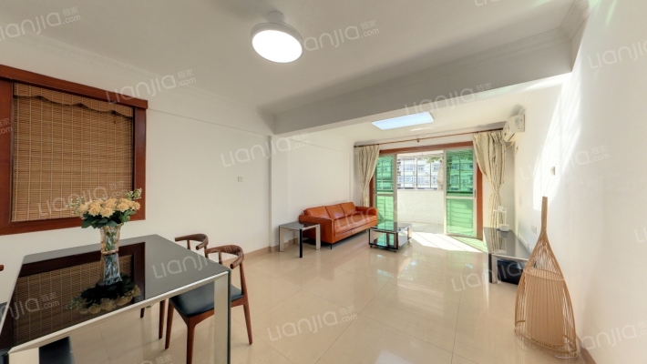 世嘉花园二手房实景图