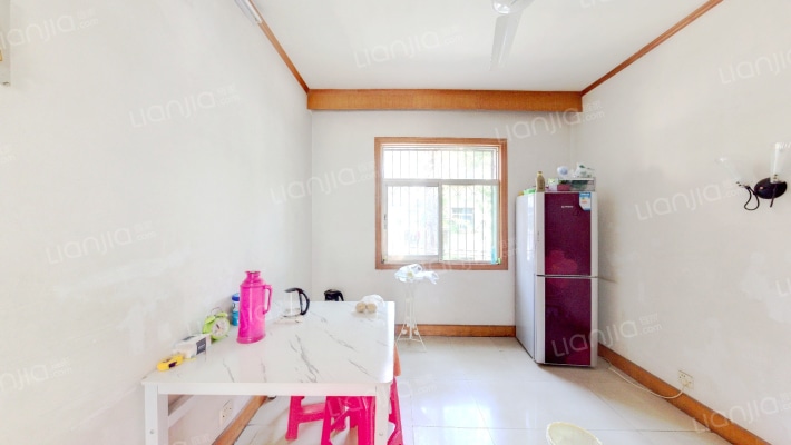 一轻局宿舍二手房实景图