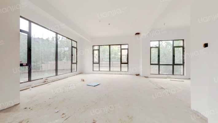 棕榈滩金棕榈二手房实景图