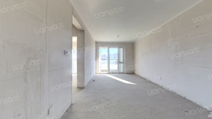 青岛碧桂园瑞源朗悦湾二手房实景图