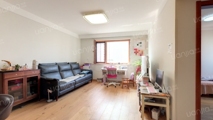 鲁商蓝岸公馆二手房实景图