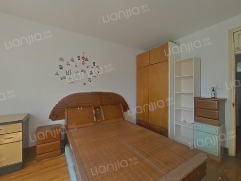 合租·东港新村 2居室 南卧