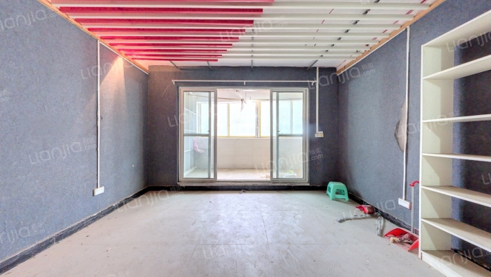 阳光左岸二手房实景图